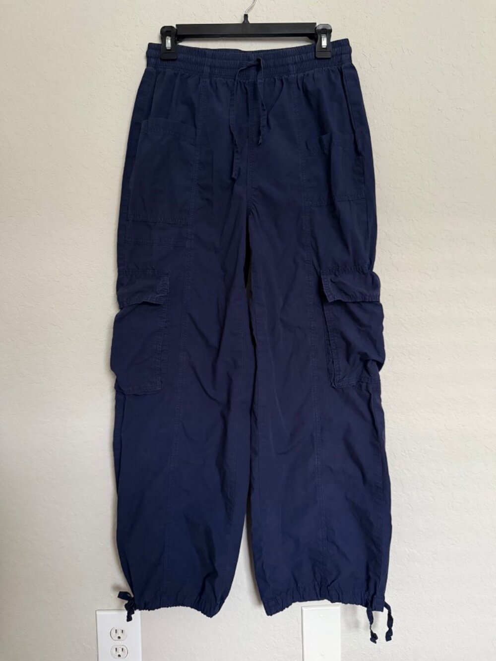 Aerie Navy Cargo Utility Wide Leg Pants Drawstring Waist Tie Ankles Womens Small